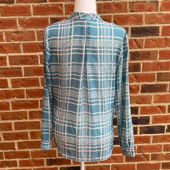 Cabi Windowpane wrap blouse Style 3068 - Picture 10 of 14
